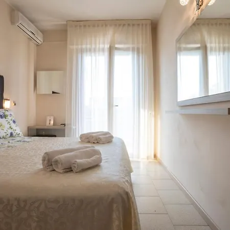 Hotel Deborah Milano Marittima