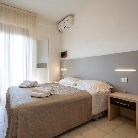 Hotel Deborah