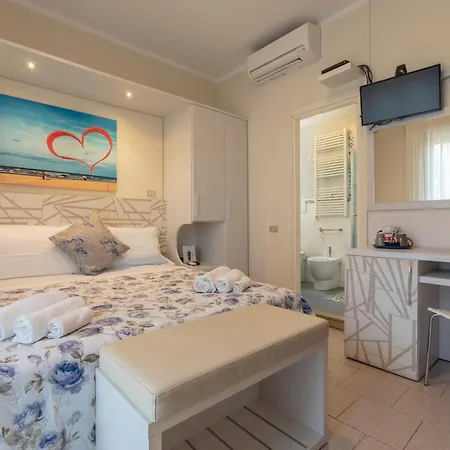 Hotel Deborah Milano Marittima