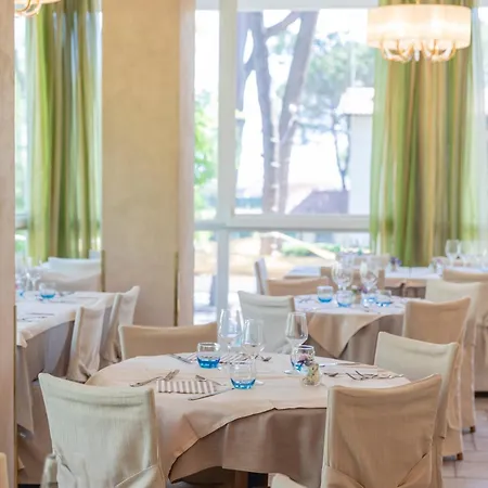 Hotel Deborah