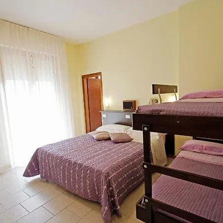 Deborah 3* ميلانو ماريتيما